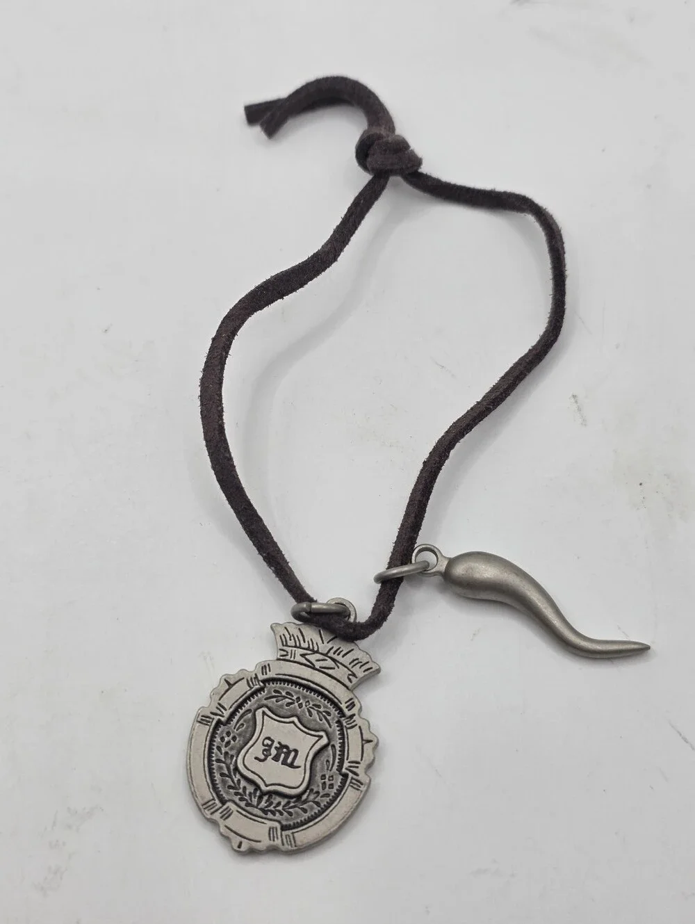 Vintage Juicy Couture Dirty English Mens Cord Charm Bracelet Crest Horn Y2K